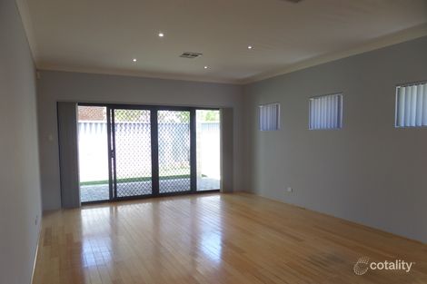 Property photo of 40 Amberley Way Westminster WA 6061