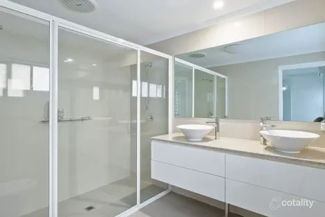 Property photo of 10 Coolum Close Kewarra Beach QLD 4879