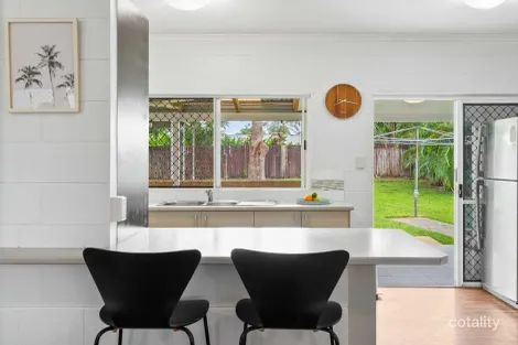 Property photo of 10 Coolum Close Kewarra Beach QLD 4879