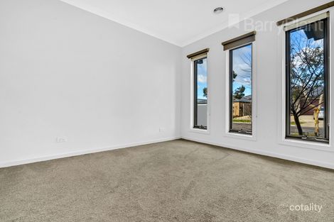 Property photo of 39 Highfield Drive Mickleham VIC 3064