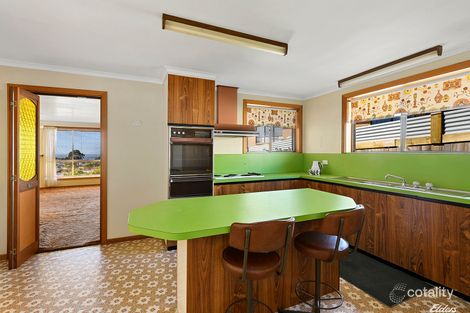 Property photo of 10 Cedar Place Romaine TAS 7320