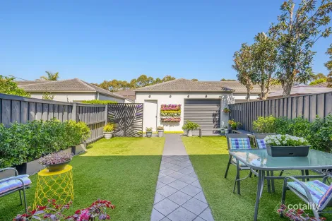 Property photo of 203 Macpherson Street Warriewood NSW 2102