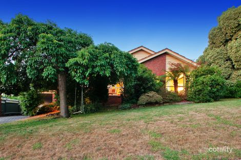 Property photo of 11 Savanna Drive Mooroolbark VIC 3138