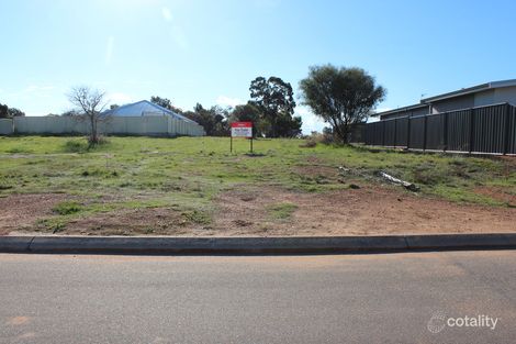 34 Fairway Bend, Northam, WA 6401
