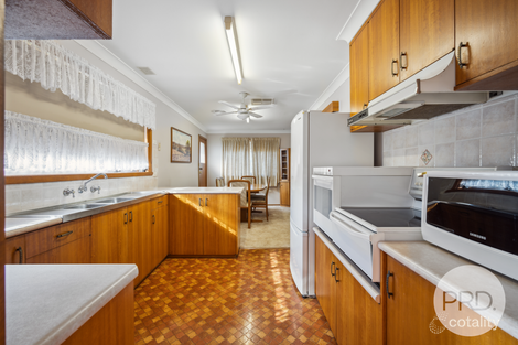 Property photo of 17 Coyne Street Mount Austin NSW 2650