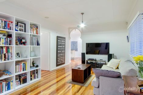 Property photo of 22 Longfellow Street Norman Park QLD 4170