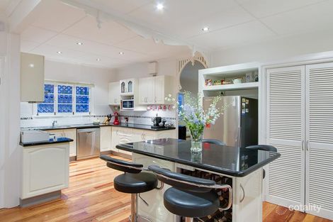 Property photo of 22 Longfellow Street Norman Park QLD 4170
