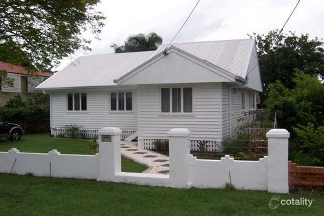 Property photo of 2340 Wynnum Road Wynnum QLD 4178