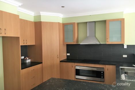 Property photo of 52 Mount Way Caroline Springs VIC 3023