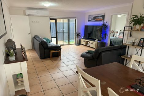 Property photo of 1/37 Albion Avenue Miami QLD 4220