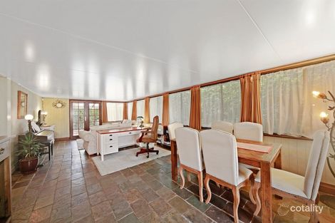 Property photo of 1 Blunt Place Rosemeadow NSW 2560