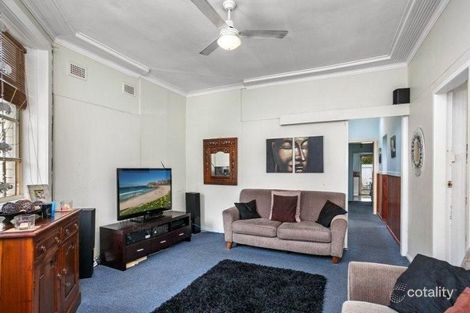 Property photo of 5 View Street Lake Illawarra NSW 2528