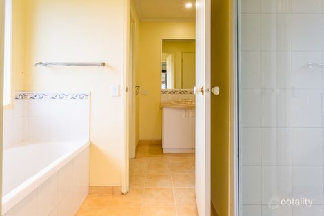 Property photo of 1 Emu Court Moama NSW 2731