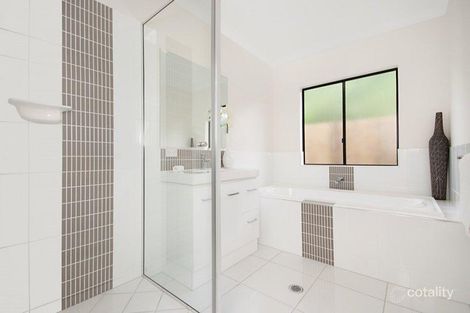 18 Booyong Pl, Bridgeman Downs, QLD 4035