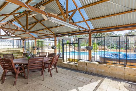 Property photo of 14 Garrett Corner Parmelia WA 6167