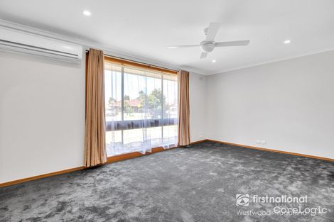 Property photo of 39 Bellbridge Drive Hoppers Crossing VIC 3029
