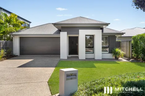 13 Keelson Cres, Hope Island, QLD 4212