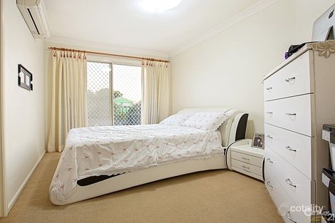 Property photo of 6 Cary Way Fairfield East NSW 2165