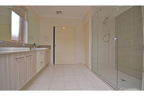 Property photo of 38 McWilliams Crescent Point Cook VIC 3030
