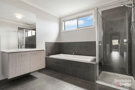 Property photo of 17 Currawong Close Cowes VIC 3922