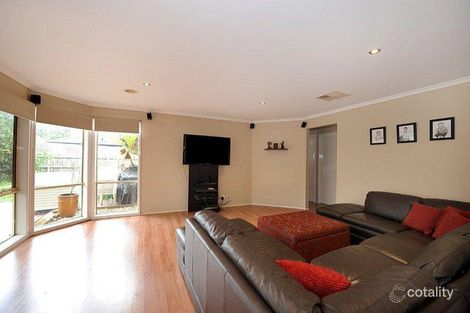 Property photo of 5 Lindsay Crescent Lynbrook VIC 3975
