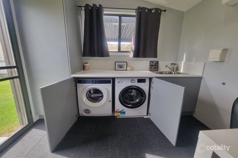 34 Colebatch Rd, Lower Inman Valley, SA 5211