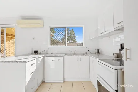 Property photo of 1/17 Denham Street Bracken Ridge QLD 4017