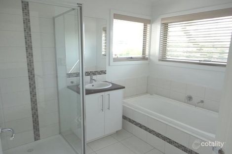 Property photo of 40 Farmhouse Boulevard Epping VIC 3076