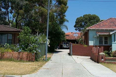 1/8 Birdwood Crcs E, Bicton, WA 6157