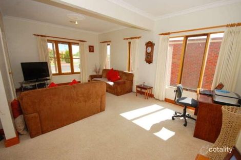 Property photo of 42 Bogart Drive Wendouree VIC 3355