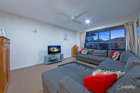 Property photo of 3 Begonia Court Wynnum West QLD 4178