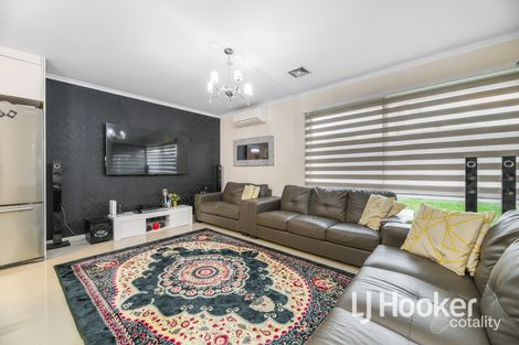 Property photo of 2 James Bathe Way Narre Warren South VIC 3805