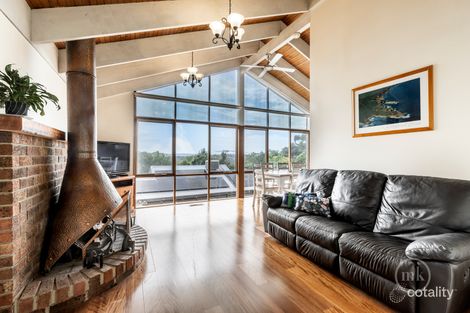 40 Yaralla Cres, St Helena, VIC 3088