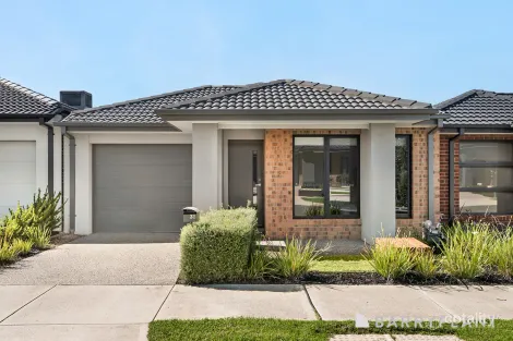 35 Positano Cct, Berwick, VIC 3806