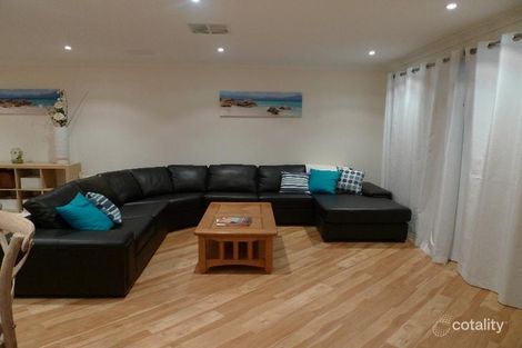 Property photo of 28 Sovereign Place Forrestfield WA 6058