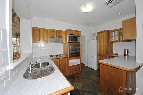 Property photo of 22 Muir Place Halls Head WA 6210