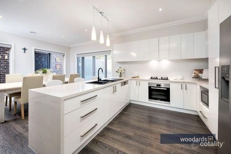 Property photo of 1 Olympic Court Forest Hill VIC 3131