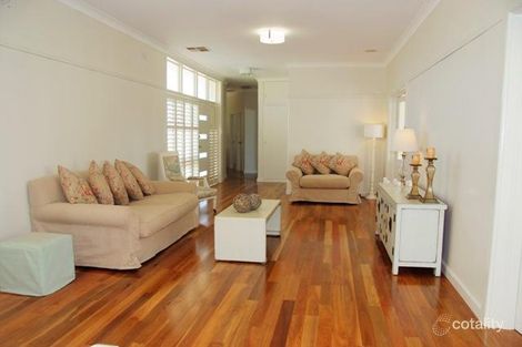 Property photo of 37 Elizabeth Street Young NSW 2594