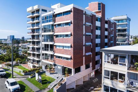 Property photo of 4/32 Powell Crescent Coolangatta QLD 4225