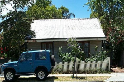 4 East St, Mount Hawthorn, WA 6016