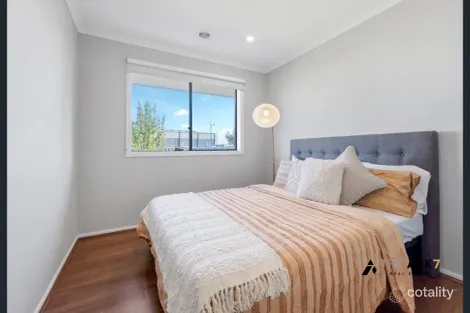 Property photo of 88 Wimbledon Boulevard Strathtulloh VIC 3338