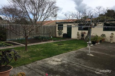 Property photo of 9 Petrel Street Geelong West VIC 3218