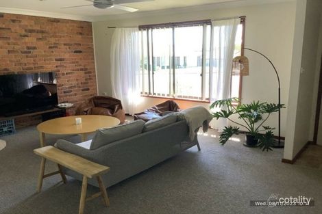 Property photo of 24 Suni Drive Old Bar NSW 2430