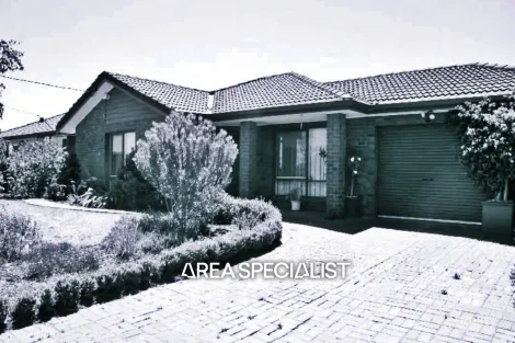 30 Gunnawarra Rd, Kurunjang, VIC 3337