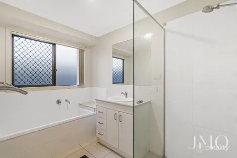 Property photo of 23 Dandalup Avenue Ormeau Hills QLD 4208