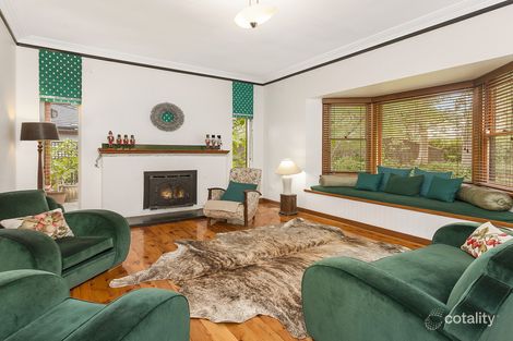 Property photo of 10 Stuart Street Griffith ACT 2603