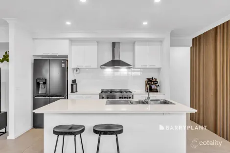 Property photo of 11 Everfair Crescent Officer VIC 3809