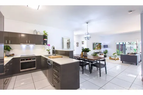 Property photo of 1/46 Buxton Street Ascot QLD 4007