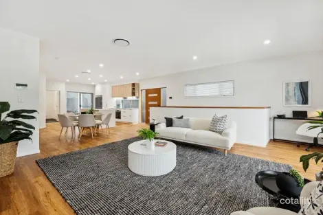 64 Gamelin Cres, Stafford, QLD 4053