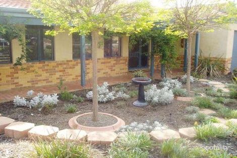 7 The Crest, Cockburn Central, WA 6164